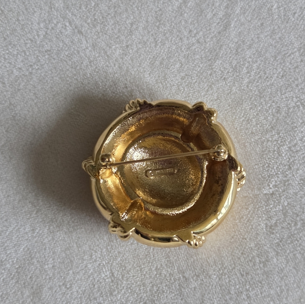 Nina Ricci Gold Rope Brooch - Picture 2 of 3